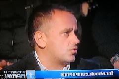 O δημοσκόπος και ο δημοκόπος...