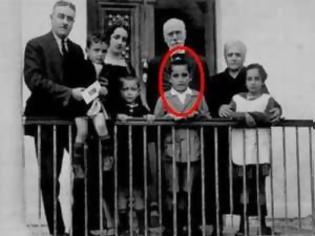 Φωτογραφία για ΦΩΤΟ: Το παιδάκι με τον Βενιζέλο ποιος πρωθυπουργός της Ελλάδας είναι;με δικιά σας ευθύνη εδώ να δείτε ποιος είναι …
