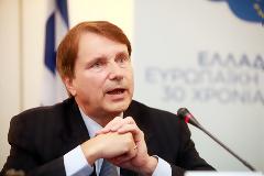 Το ΠΑΣΟΚ φεύγει, αλλά μας αφήνει κληρονομιά τον … Ράιχενμπαχ