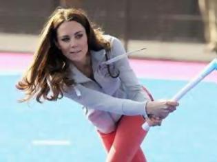 Φωτογραφία για Η Kate Middleton εντάχθηκε στην ομάδα hockey GB [Video]