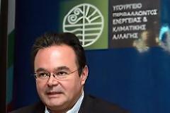Απελευθέρωση του ωραρίου των πρατηρίων καυσίμων προωθεί ο Γ.Παπακωνσταντίνου