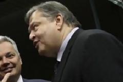 ΠΑΣΟΚ και συλλογικά συμφέροντα