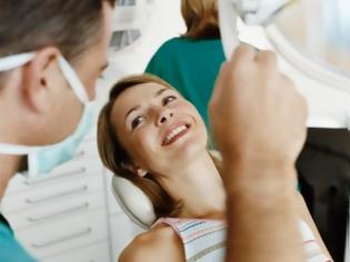 Φωτογραφία για Όχι πια πόνοs στον οδοντίατρο με την νέα ηλεκτρονική ένεση