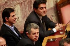Επιστρέφουν πέντε από τους διαγραφέντες βουλευτές στη ΝΔ