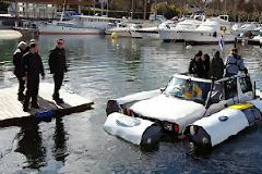 ΔΕΙΤΕ: Land Rover με...μπρατσάκια!