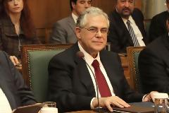 ΗΡΘΕ ΓΙΑ ΝΑ ΜΕΙΝΕΙ Ο ΠΑΠΑΔΗΜΟΣ