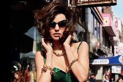 Η Miranda Kerr ζήλεψε τη χάρη της Jackie Ωνάση