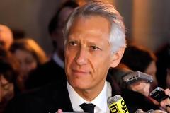 Εγκατέλειψε την κούρσα ο Ντε Βιλπέν