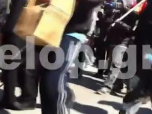 Φωτογραφία για Αντιεξουσιαστές επιτίθενται στα άδεια γραφεία της Χρυσής Αυγής στην Πάτρα.. (Βίντεο)