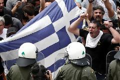 Δεν είμαι το πρόβατό σας... Είμαι ο εχθρός σας