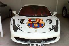 Έβαψε τη Ferrari με χρώματα της Barcelona