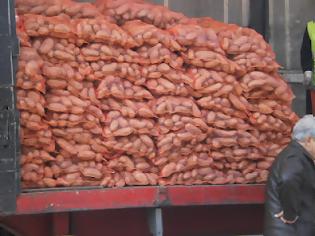 Φωτογραφία για Παρέμβαση της ΑΝΤΑΡΣΥΑ σε διανομή πατάτας στη Νέα Ιωνία