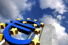 48 δισ. για τις ελληνικές τράπεζες εκταμιεύει το EFSF