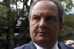 Τι άλλο θα επινοήσουν τα παπαγαλάκια; Το Βήμα εξαφάνισε άρθρο που καταρρίπτει την θεωρία του σχεδίου δολοφονίας Καραμανλή