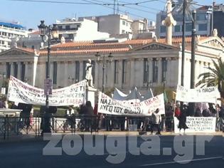 Φωτογραφία για Πορεία αντιρατσιστών προς τον Άγιο Παντελεήμονα...