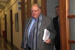 Άγριες αποδοκιμασίες κατά Πάγκαλου στα Άνω Λιόσια