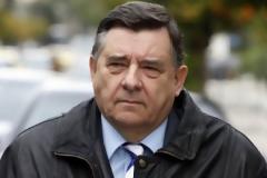 Υπογραφές ζητά και ο Καρατζαφέρης!