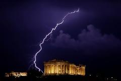 Αναγκαία η εξοικονόμηση 14 δισ. ευρώ μέχρι το 2014 κρίνει το ΔΝΤ