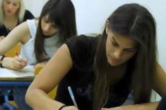 Τέσσερις μαθητές των Χανίων μιλούν για τα όνειρά τους λίγο πριν ριχτούν στην μάχη των Πανελληνίων