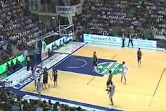 ΖΗΛΕΨΕ ΤΟΝ...ΠΡΙΝΤΕΖΗ Ο ΝΤΙΝΕΡ! *ΒΙΝΤΕΟ*