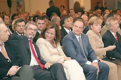 H Μέρκελ του Χριστοφοράκου και το Μνημόνιο που εξαθλιώνει τον λαό και υπερασπίζεται την μαφιόζικη διαπλοκή και τις μεθόδους της