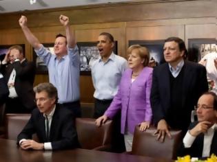 Φωτογραφία για Απίθανη φωτογραφία: Μέρκελ, Ομπάμα, Κάμερον βλέπουν μαζί τη νίκη της Τσέλσι