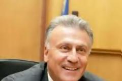 ΚΑΛΕΣΜΑ ΣΕ ΚΕΝΤΡΟΔΕΞΙΑ ΣΥΣΤΡΑΤΕΥΣΗ ΑΠΗΥΘΥΝΕ Ο Π.ΨΩΜΙΑΔΗΣ