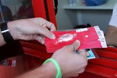 ΜΕΧΡΙ 2 ΩΡΕΣ ΠΡΙΝ ΤΗΝ ΕΝΑΡΞΗ ΤΟΥ 1ου ΤΕΛΙΚΟΥ Η ΑΝΤΑΛΛΑΓΗ ΤΩΝ ΕΙΣΙΤΗΡΙΩΝ