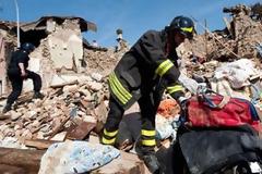 Πυροσβέστης τραυματίστηκε την ώρα του μετασεισμού