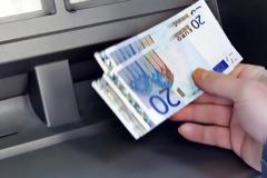 Το τσεκούρι σε 13ο -14ο μισθό πάει... μετά τις εκλογές