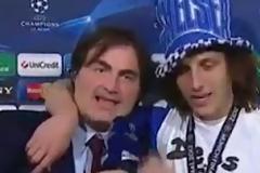 ΤΟΝ... «ΒΑΡΕΣΕ» ΤΟ «ΝΕΚΤΑΡ ΤΗΣ ΕΠΙΤΥΧΙΑΣ» ΤΟΝ ΛΟΥΙΣ! *ΒΙΝΤΕΟ*