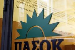 Φοβούνται τον Άκη στο ΠΑΣΟΚ