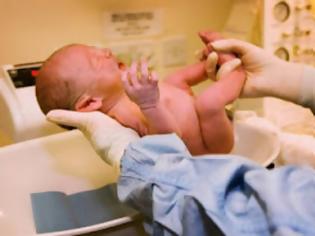 Φωτογραφία για Σε βρέφος 16 μηνών εμφυτεύτηκε η μικρότερη τεχνητή καρδιά