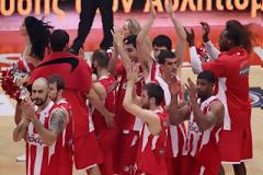 ΑΥΤΟΣΥΓΚΕΝΤΡΩΣΗ ΚΑΙ ΔΟΥΛΕΙΑ ΓΙΑ ΤΟ 2-0 ΘΕΛΕΙ Ο ΙΒΚΟΒΙΤΣ
