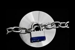 Φρένο στο παράνομο download στην Ελλάδα!