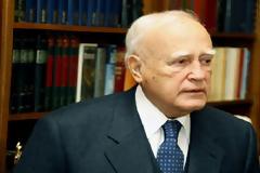 H αλά-καρτ δημοκρατία του Κάρολου Παπούλια