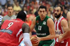 Χτύπημα εις... τριπλούν και στέψη στο ΟΑΚΑ