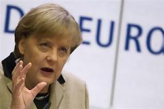 Spiegel online: «Η Μέρκελ είναι απομονωμένη, εντός και εκτός Γερμανίας»