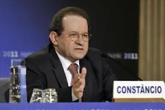 Εντός του ευρώ βλέπει την Ελλάδα ο αντιπρόεδρος της ΕΚΤ
