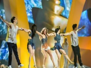 Φωτογραφία για VIDEO: H εμφάνιση της Ελευθερίας Ελευθερίου στον ημιτελικό της Eurovision 2012