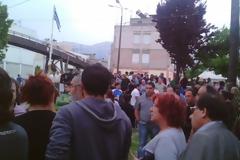 ΕΠΕΙΣΟΔΙΑ: Χρυσαυγίτες και κάτοικοι την έπεσαν στην Πειραϊκή Πατραϊκή με λαθρομετανάστες, στην Πάτρα [ΒΙΝΤΕΟ]