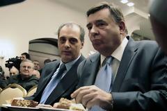 Καρατζαφέρης: Ο Βελόπουλος ήταν ο ρουφιάνος του κόμματος
