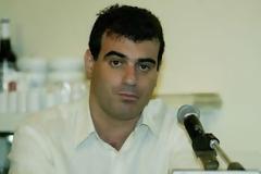 Αναγνώστης απευθύνεται στον Κ. Βαξεβάνη