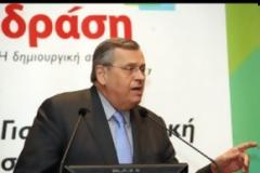 Στέφανος Μάνος: Να απολυθούν 400.000 δημόσιοι υπάλληλοι