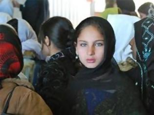 Φωτογραφία για Αφγανιστάν: Δεκάδες μαθήτριες νεκρές από τοξική σκόνη