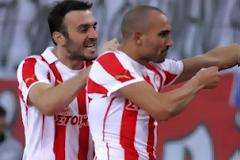 ΣΕΙΡΗΝΕΣ ΓΙΑ...ΤΡΕΙΣ ΤΟΥ ΘΡΥΛΟΥ!