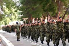 ΟΝΝΕΔ-ΝΔ θέλουν στρατιωτική θητεία στα 18 και κόψιμο αναβολών!