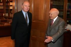 Στον Παπούλια ο Προβόπουλος!