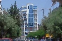 ΔΕΙΤΕ: H πιο «περίεργη» πολυκατοικία στη Θεσσαλονίκη! [φωτο]