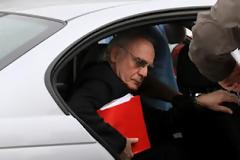 Τα «πλυντήρια» του Άκη και οι μίζες...